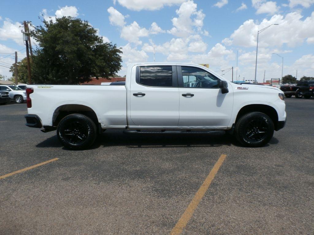 2023 Chevrolet Silverado 1500 Trail Boss Custom Crew Cab 4WD