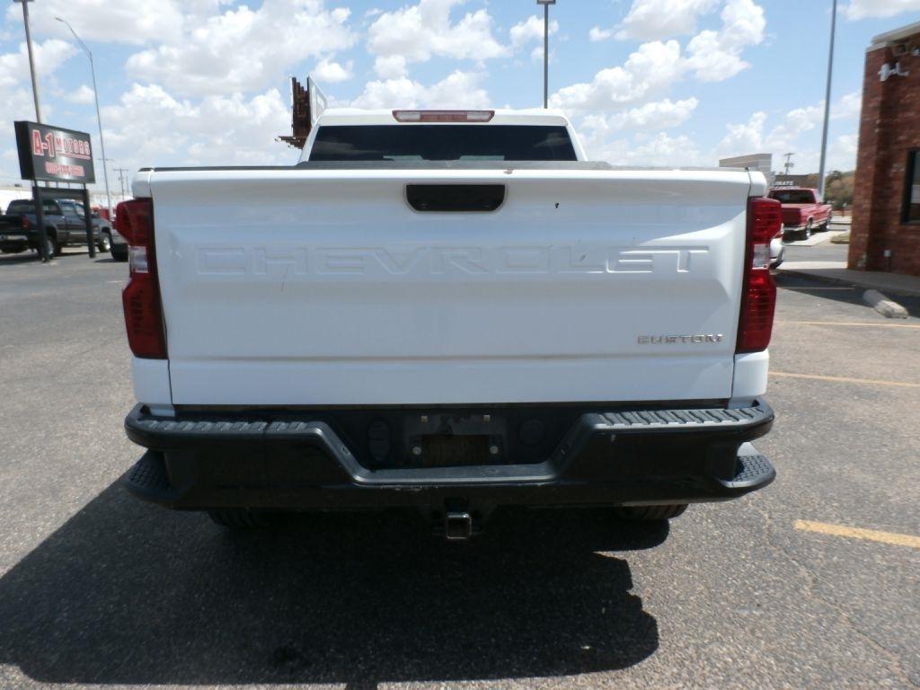 Chevrolet Silverado 1500 Trail Boss Custom Crew Cab 4WD 2023
