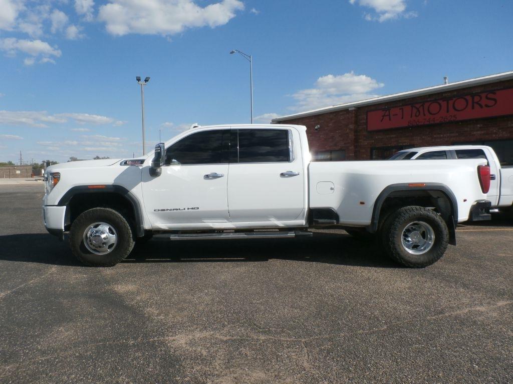 2022 GMC Sierra 3500HD Denali Crew Cab 4WD
