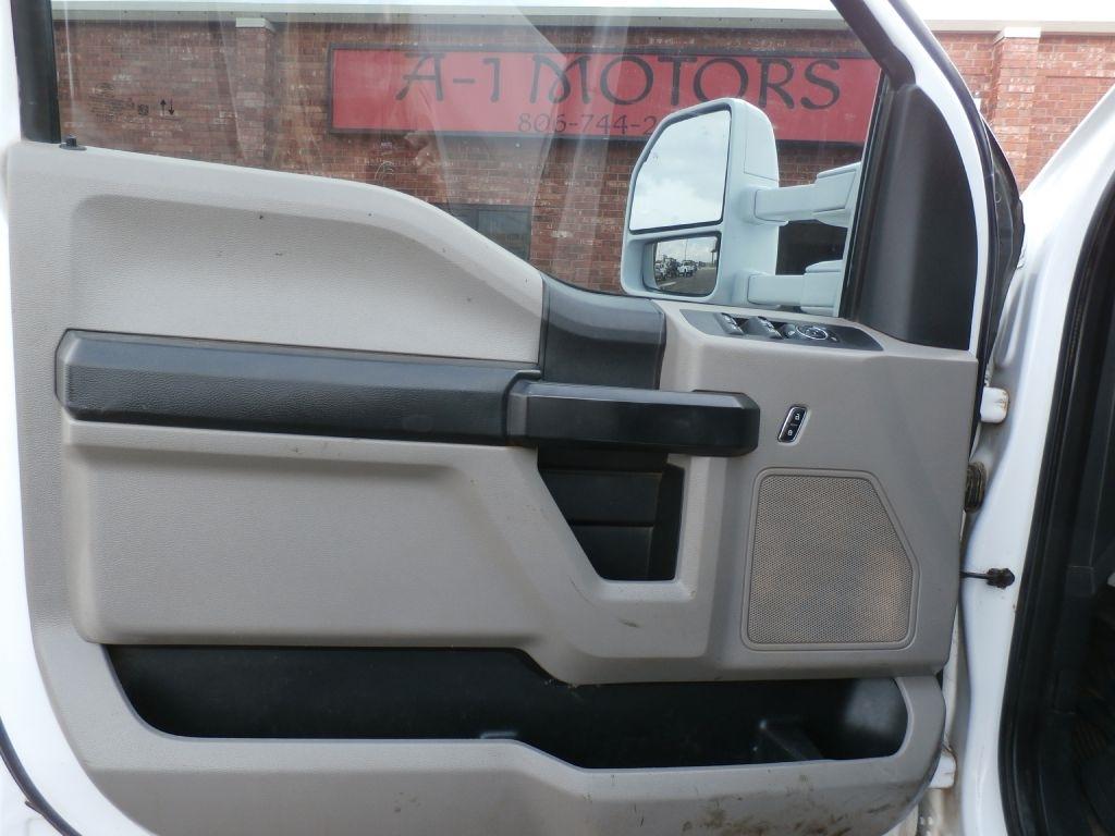 Ford F-350 SD XL Crew Cab Long Bed DRW 4WD 2021
