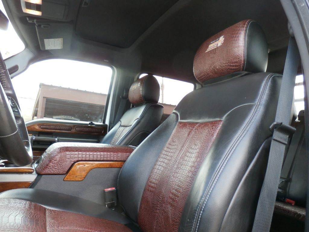 Ford F-450 SD Platinum Crew Cab DRW 4WD 2016