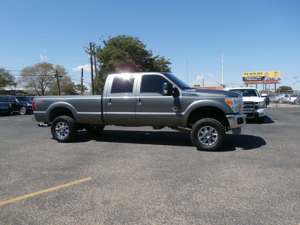 Ford F-350 SD Lariat Crew Cab 4WD 2012