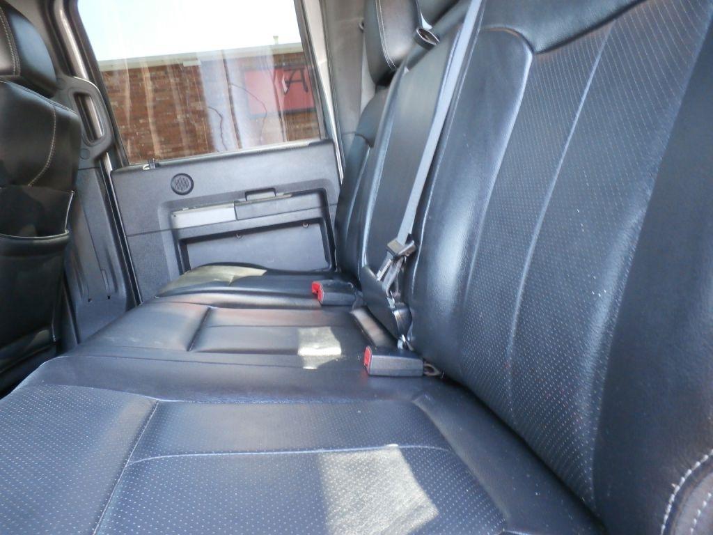 Ford F-350 SD Lariat Crew Cab 4WD 2012