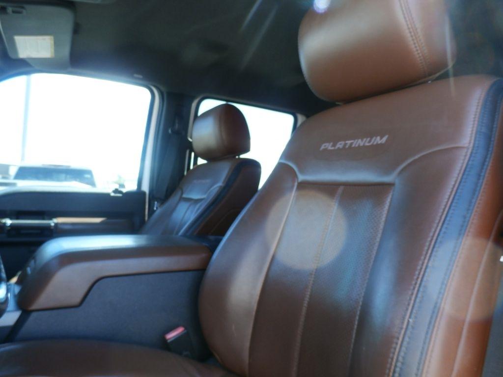 Ford F-350 SD XL Crew Cab Long Bed DRW 4WD 2015