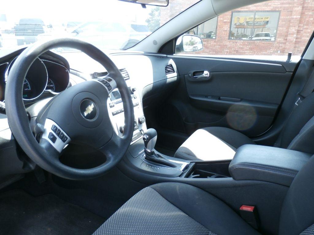 Chevrolet Malibu 1LT 2010