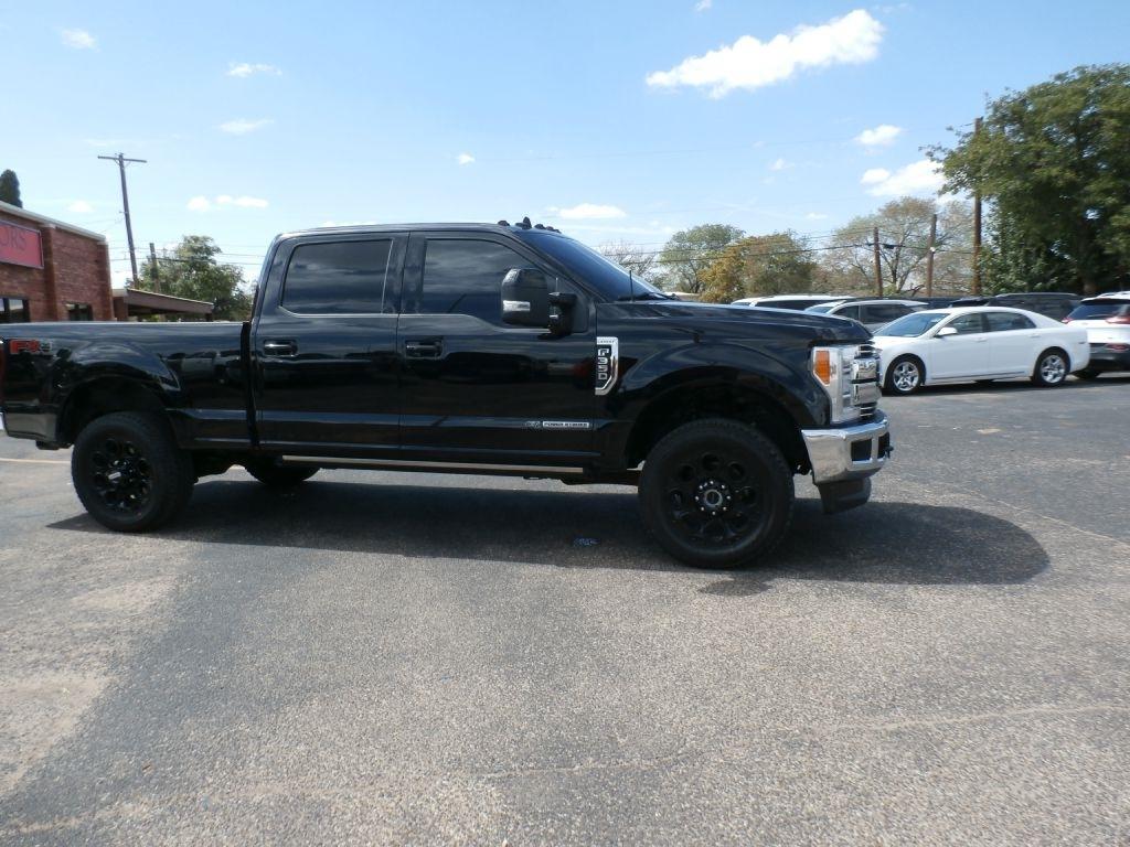 Ford F-350 SD Lariat Crew Cab 4WD 2019