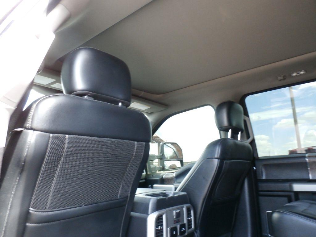 Ford F-350 SD Lariat Crew Cab 4WD 2019
