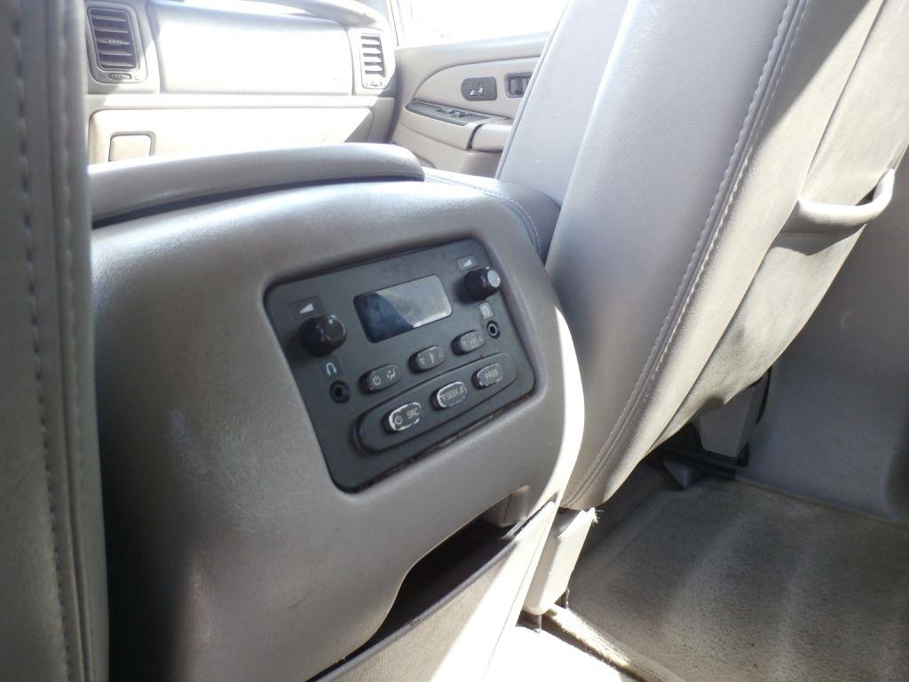 Chevrolet Tahoe 2WD 2005