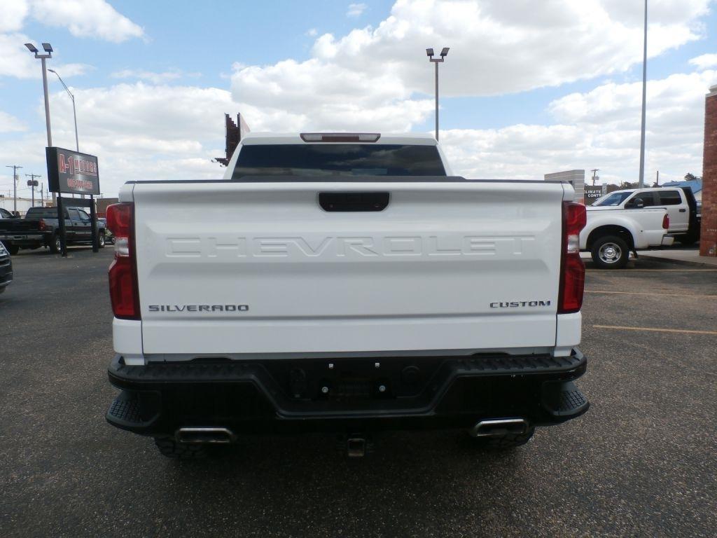 Chevrolet Silverado 1500 Custom Trail Boss Crew Cab Long Box 4WD 2021
