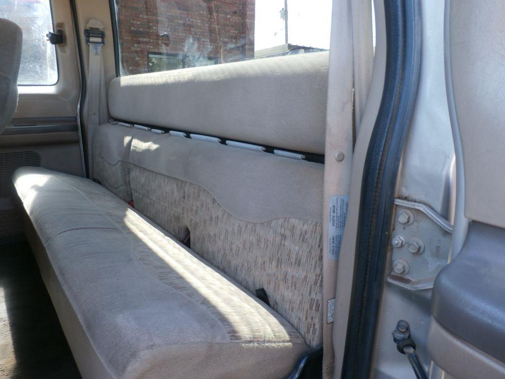 Ford F-250 SD XL SuperCab SWB 2WD 1999