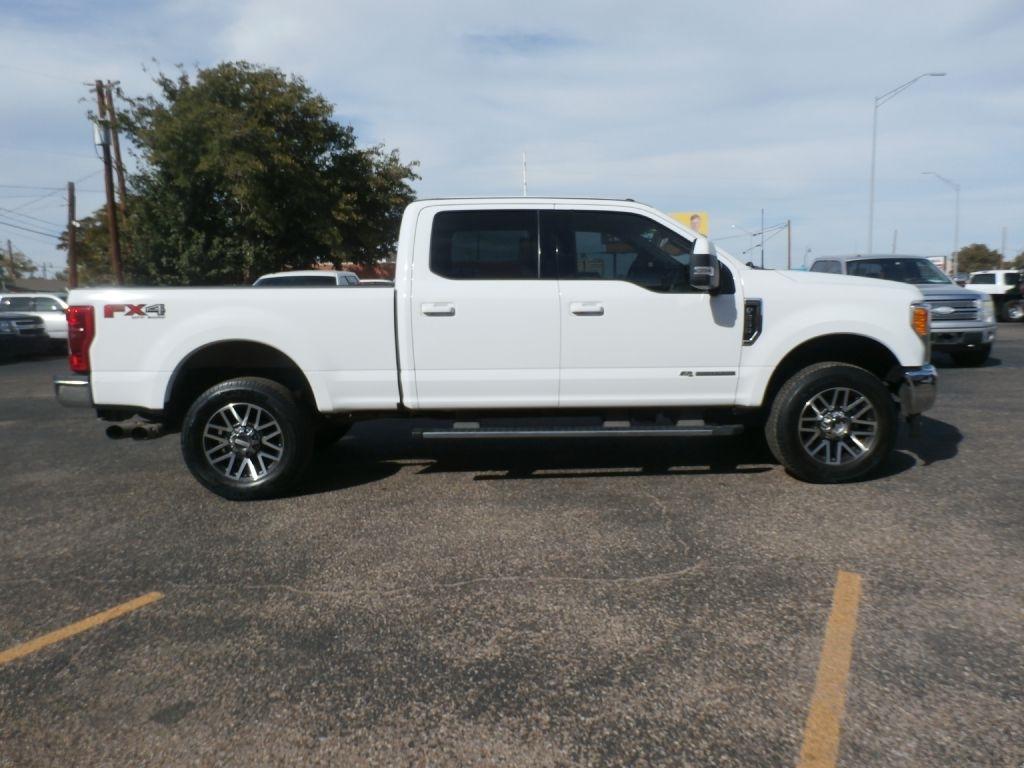 Ford F-250 SD Lariat Crew Cab 4WD 2017