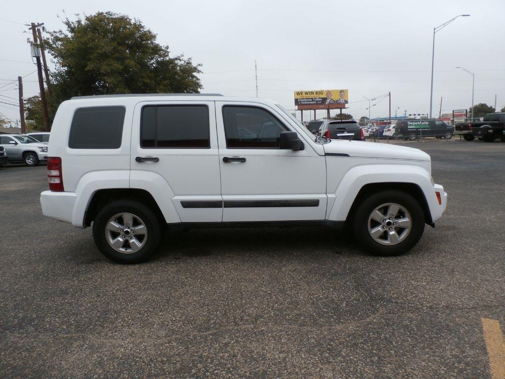 Jeep Liberty Sport 2WD 2012