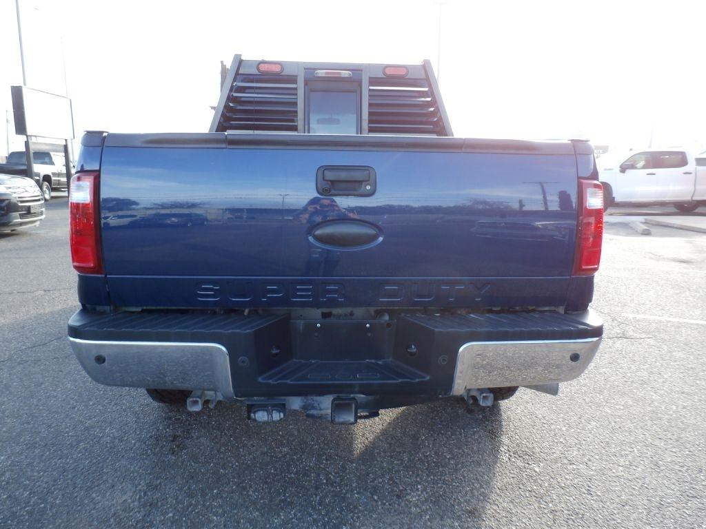 Ford F-350 SD Lariat Crew Cab 4WD 2011