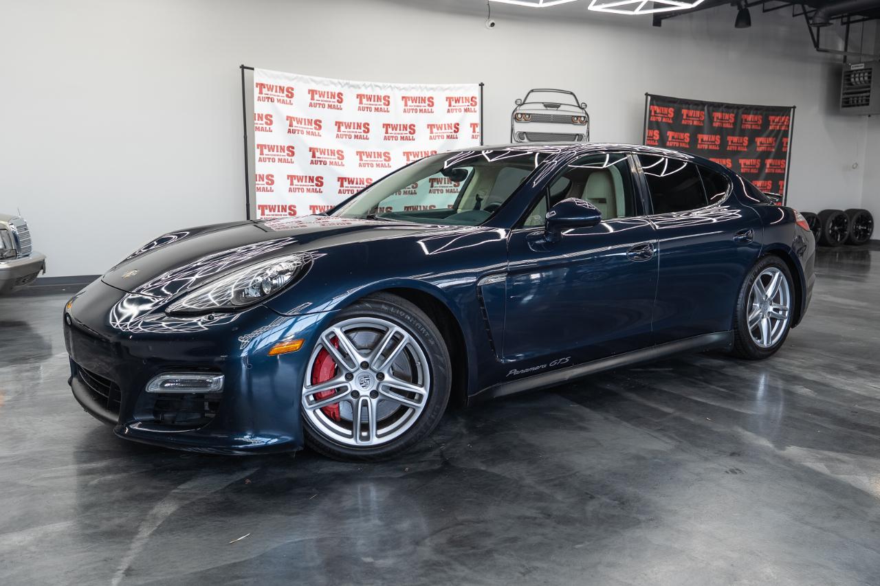 Porsche Panamera  2013
