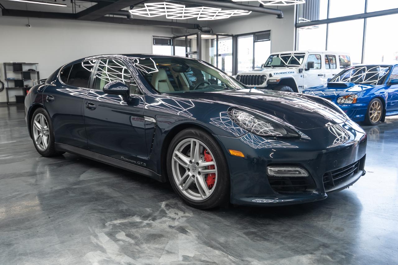 Porsche Panamera  2013