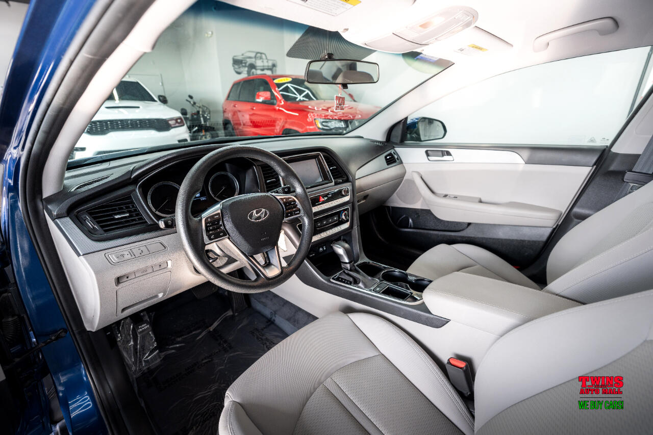 Hyundai Sonata Eco 1.6L 2018 Hyundai Sonata Eco 1.6L 2018