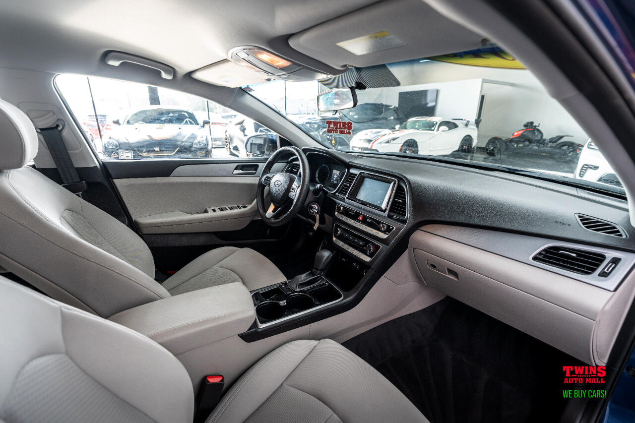 Hyundai Sonata Eco 1.6L 2018 Hyundai Sonata Eco 1.6L 2018