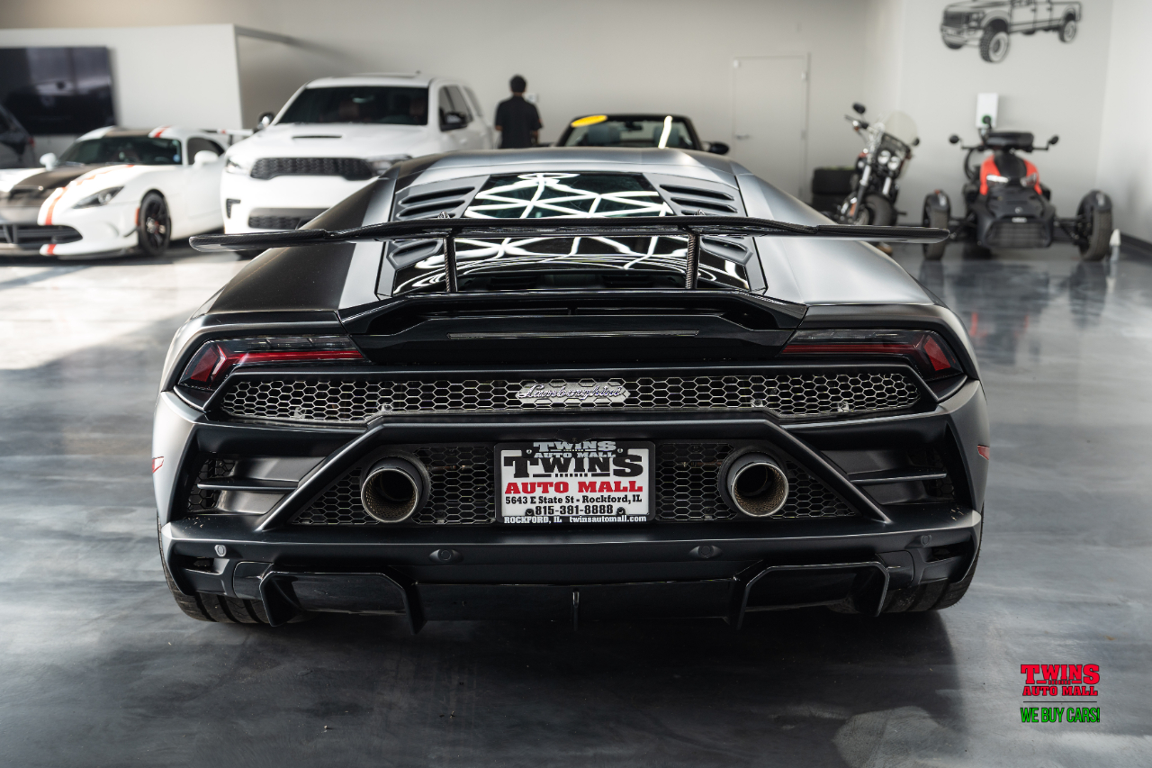 Lamborghini Huracan EVO Coupe 2020