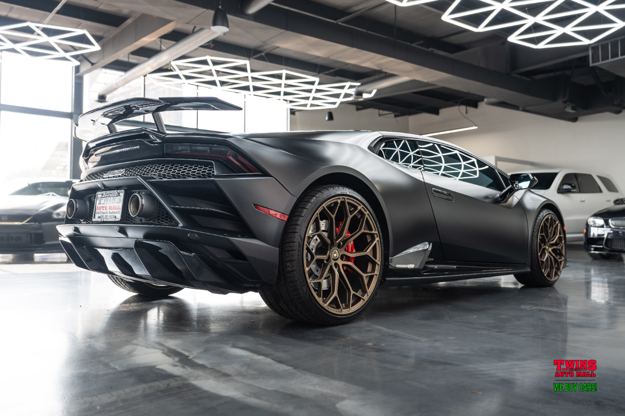 Lamborghini Huracan EVO Coupe 2020