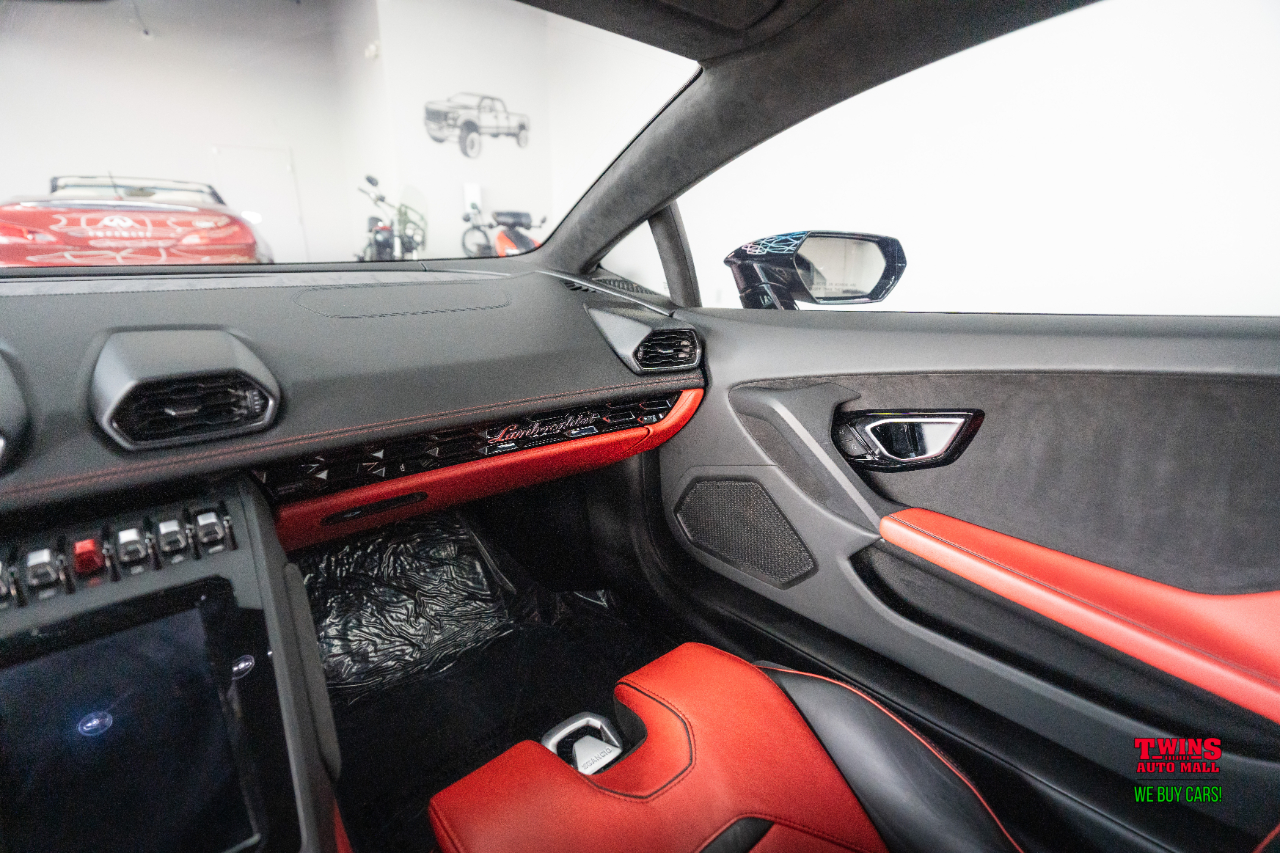 Lamborghini Huracan EVO Coupe 2020