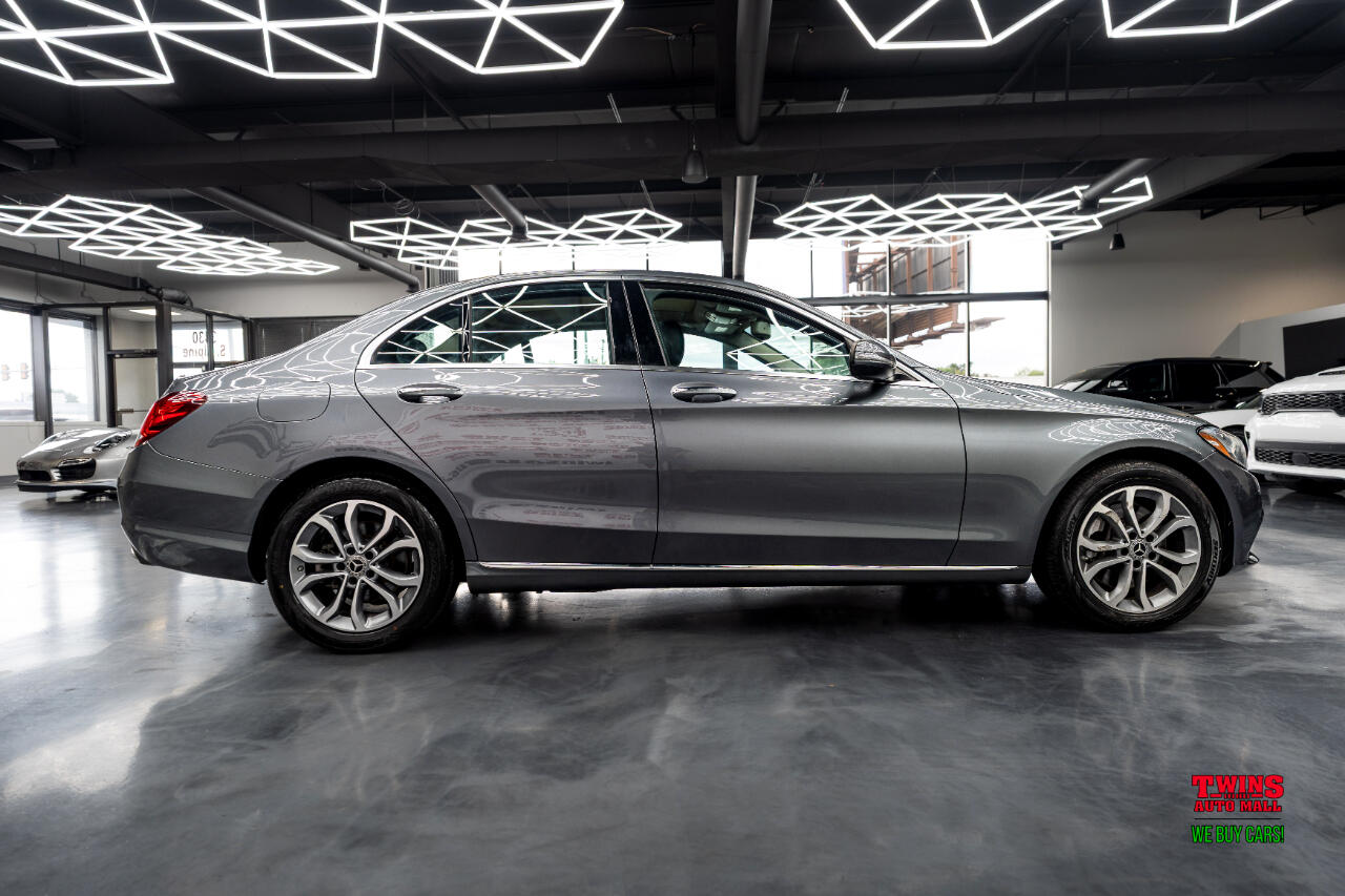 Mercedes-Benz C-Class C300 4MATIC Sedan 2017 Mercedes-Benz C-Class C300 4MATIC Sedan 2017