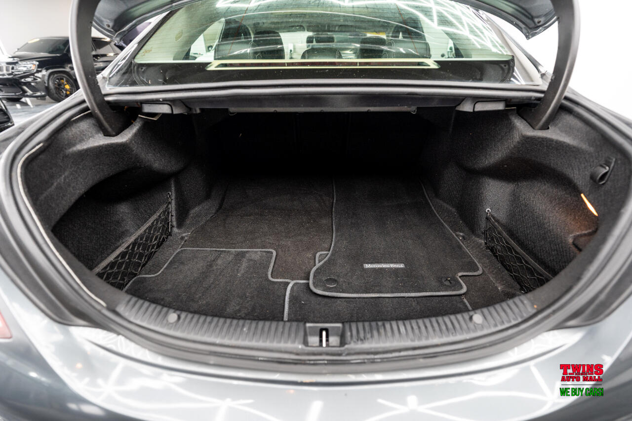 Mercedes-Benz C-Class C300 4MATIC Sedan 2017 Mercedes-Benz C-Class C300 4MATIC Sedan 2017