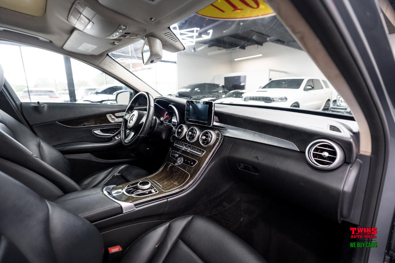 Mercedes-Benz C-Class C300 4MATIC Sedan 2017 Mercedes-Benz C-Class C300 4MATIC Sedan 2017