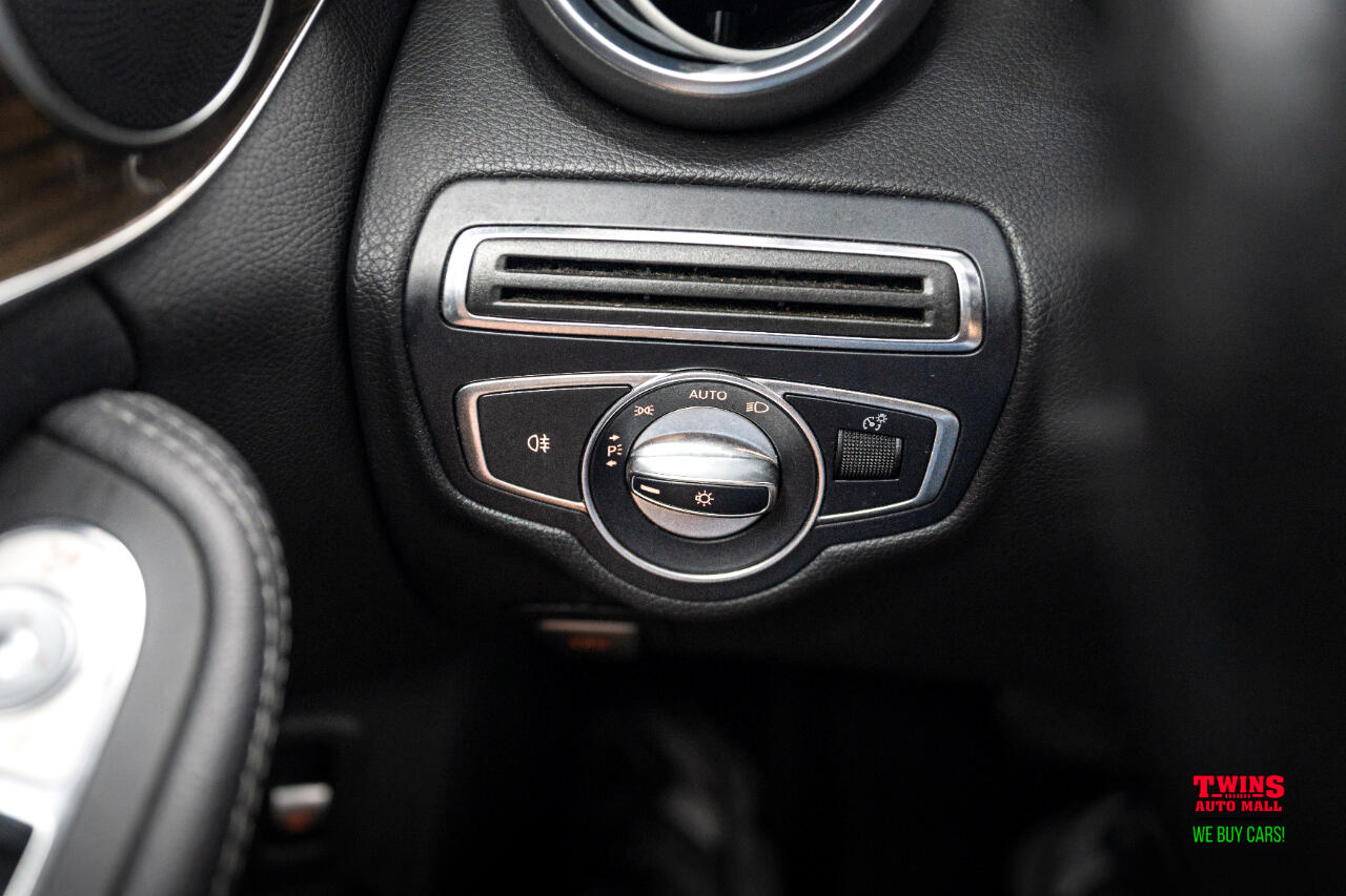 Mercedes-Benz C-Class C300 4MATIC Sedan 2017 Mercedes-Benz C-Class C300 4MATIC Sedan 2017