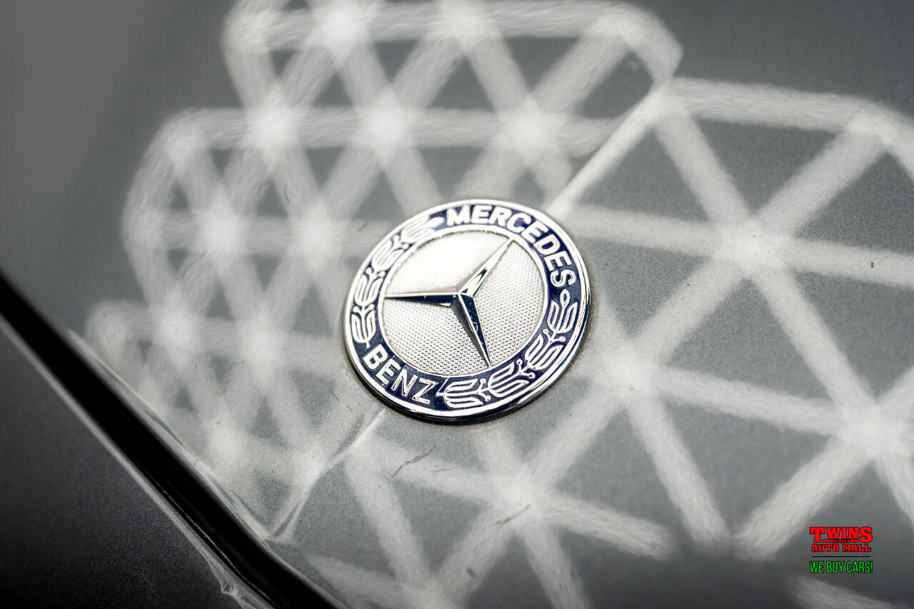 Mercedes-Benz C-Class C300 4MATIC Sedan 2017 Mercedes-Benz C-Class C300 4MATIC Sedan 2017