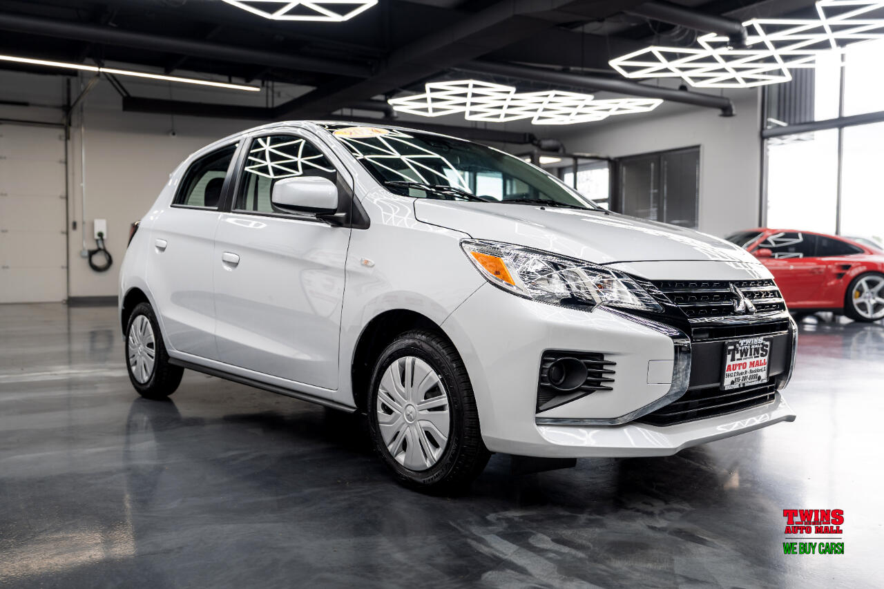 Mitsubishi Mirage ES CVT 2024 Mitsubishi Mirage ES CVT 2024