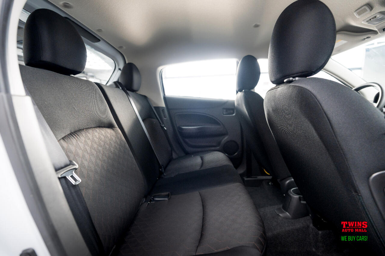 Mitsubishi Mirage ES CVT 2024 Mitsubishi Mirage ES CVT 2024