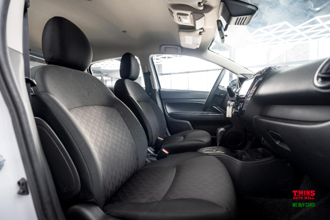 Mitsubishi Mirage ES CVT 2024 Mitsubishi Mirage ES CVT 2024