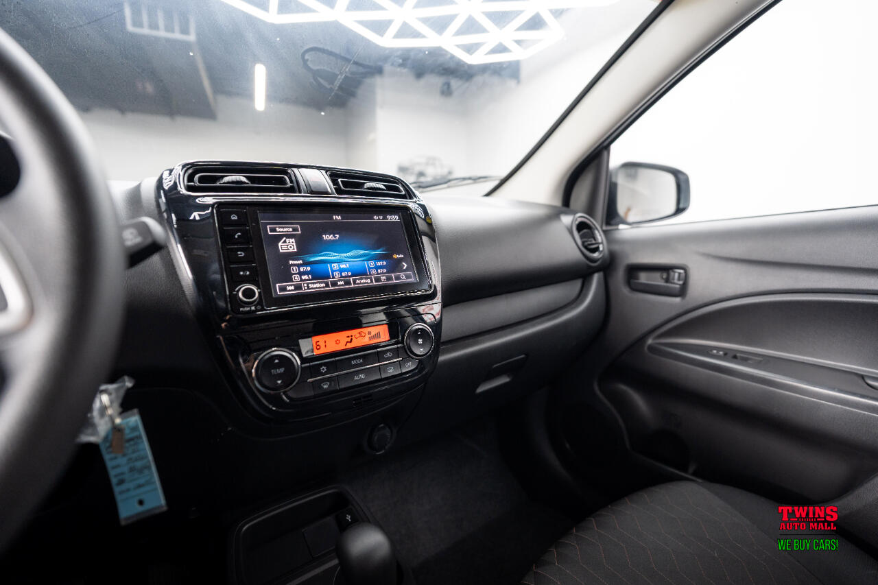 Mitsubishi Mirage ES CVT 2024 Mitsubishi Mirage ES CVT 2024