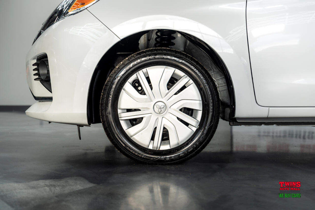 Mitsubishi Mirage ES CVT 2024 Mitsubishi Mirage ES CVT 2024