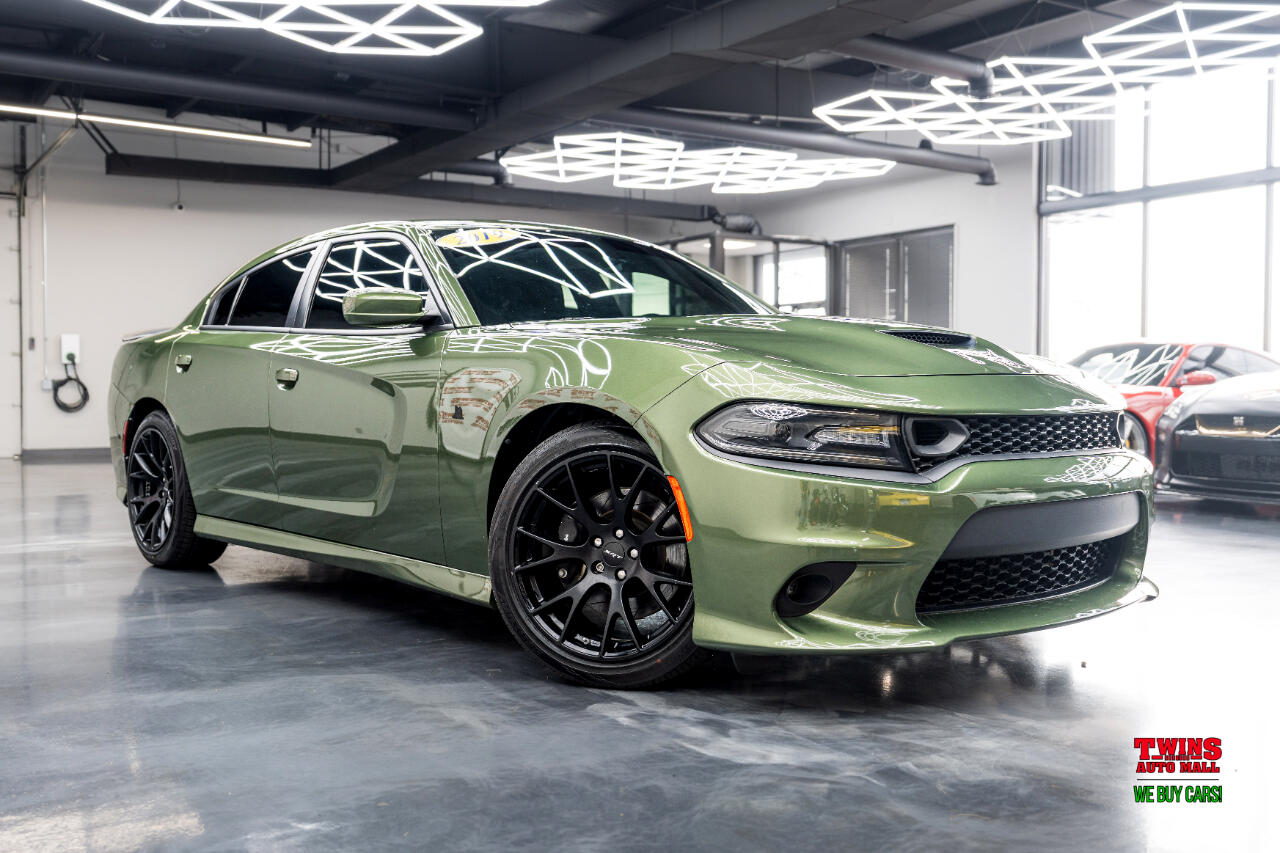 2019 Dodge Charger Scat Pack photo 2