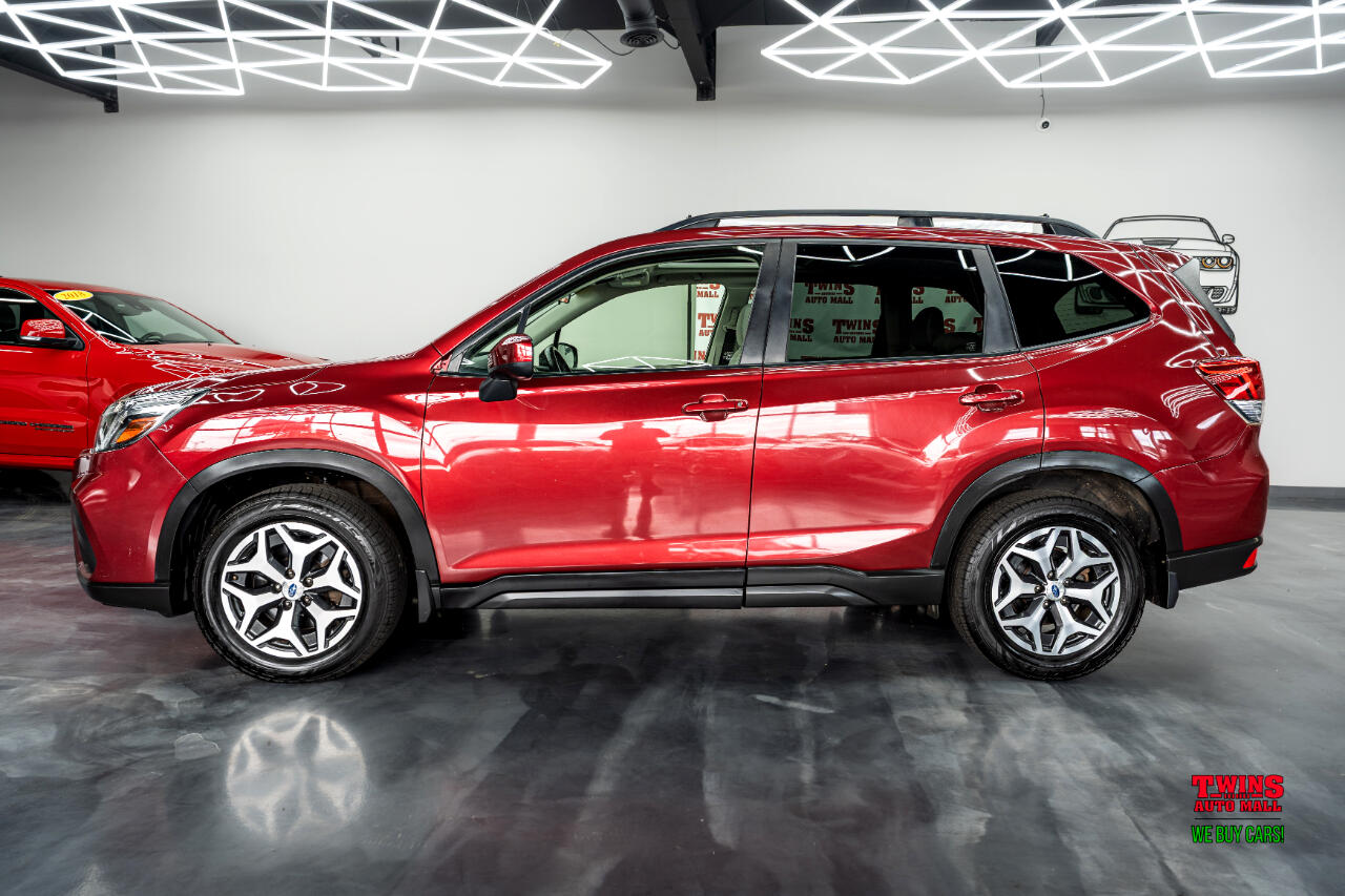 2019 Subaru Forester Premium photo 2