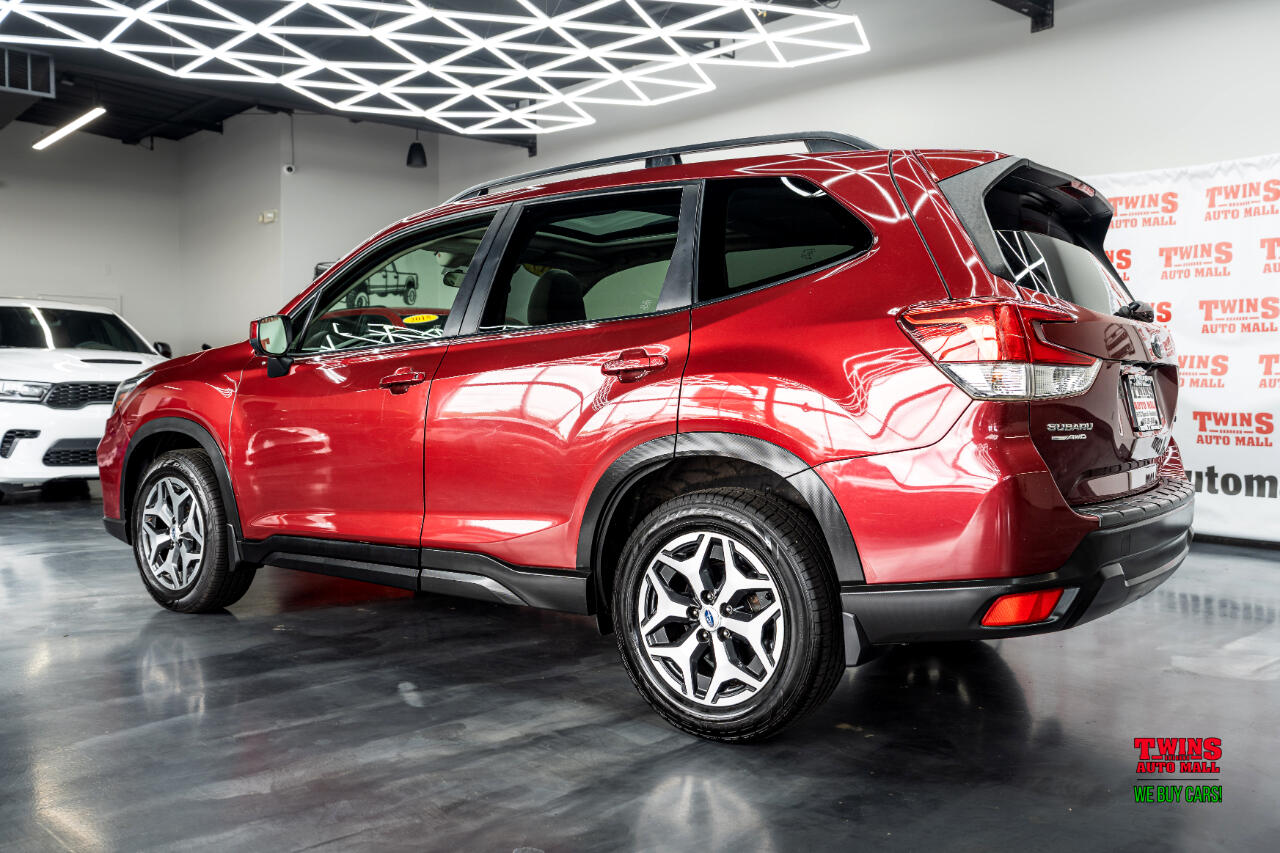 2019 Subaru Forester Premium photo 3