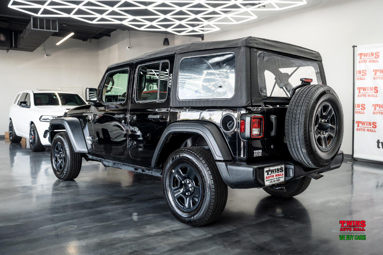2018 Jeep Wrangler Unlimited Sport photo 2