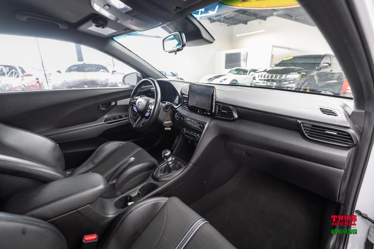 2021 Hyundai Veloster N Base photo 17