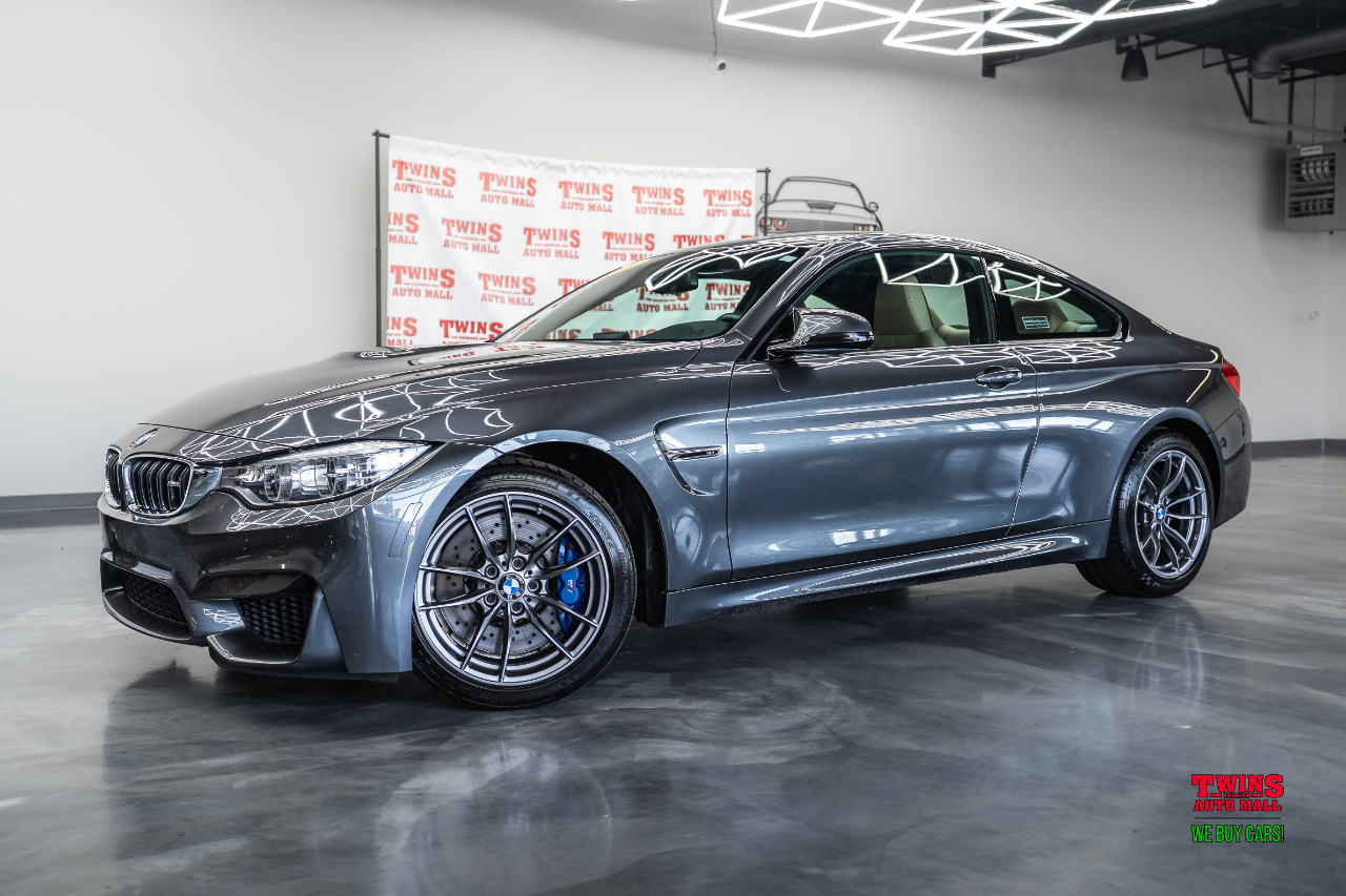 2015 Bmw M4 Coupe photo 2