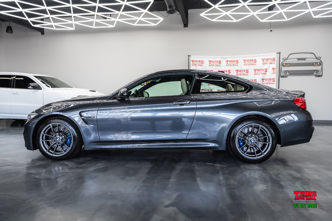 2015 Bmw M4 Coupe photo 3