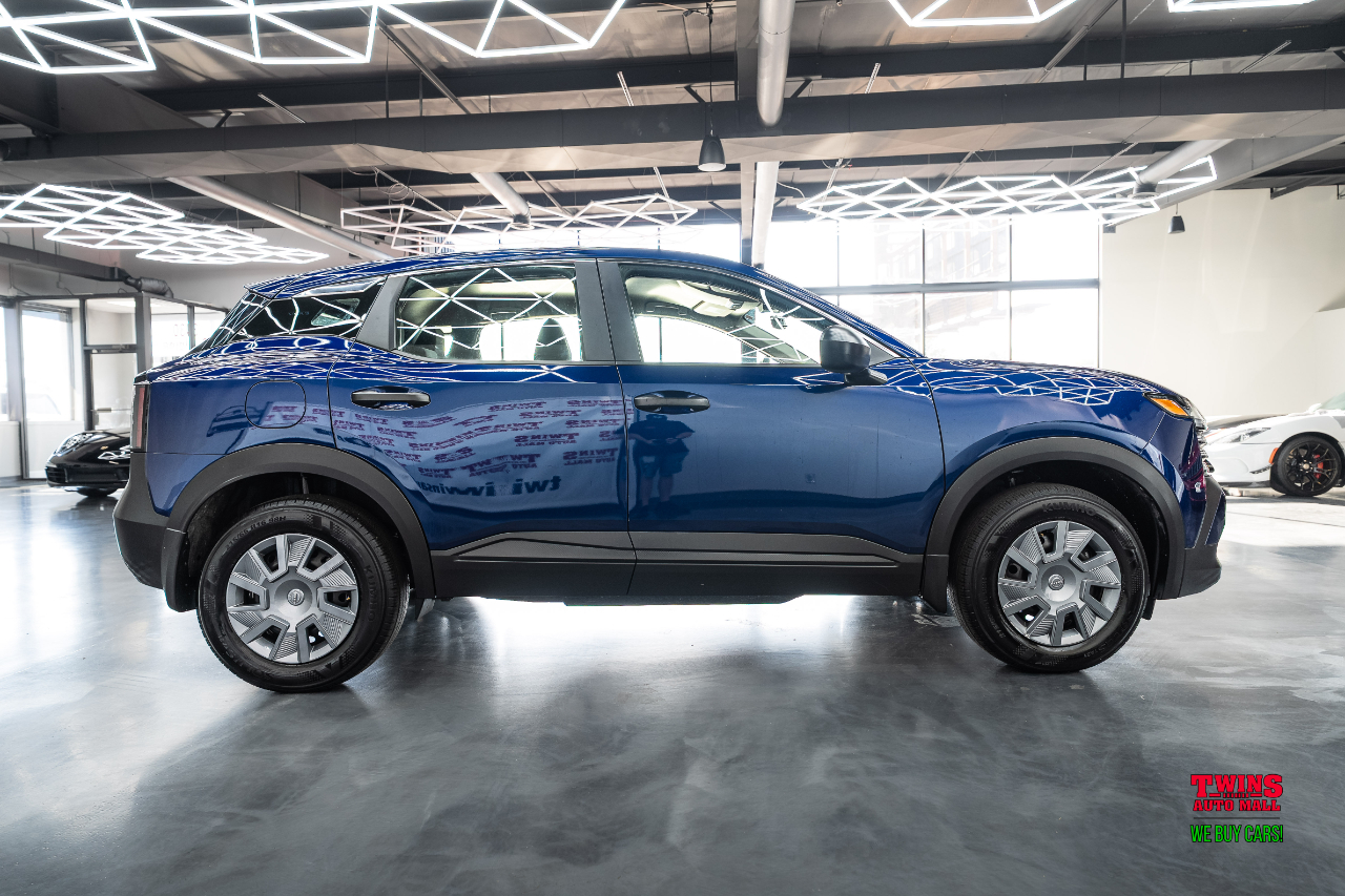 Nissan Kicks S 4WD 2025 Nissan Kicks S 4WD 2025