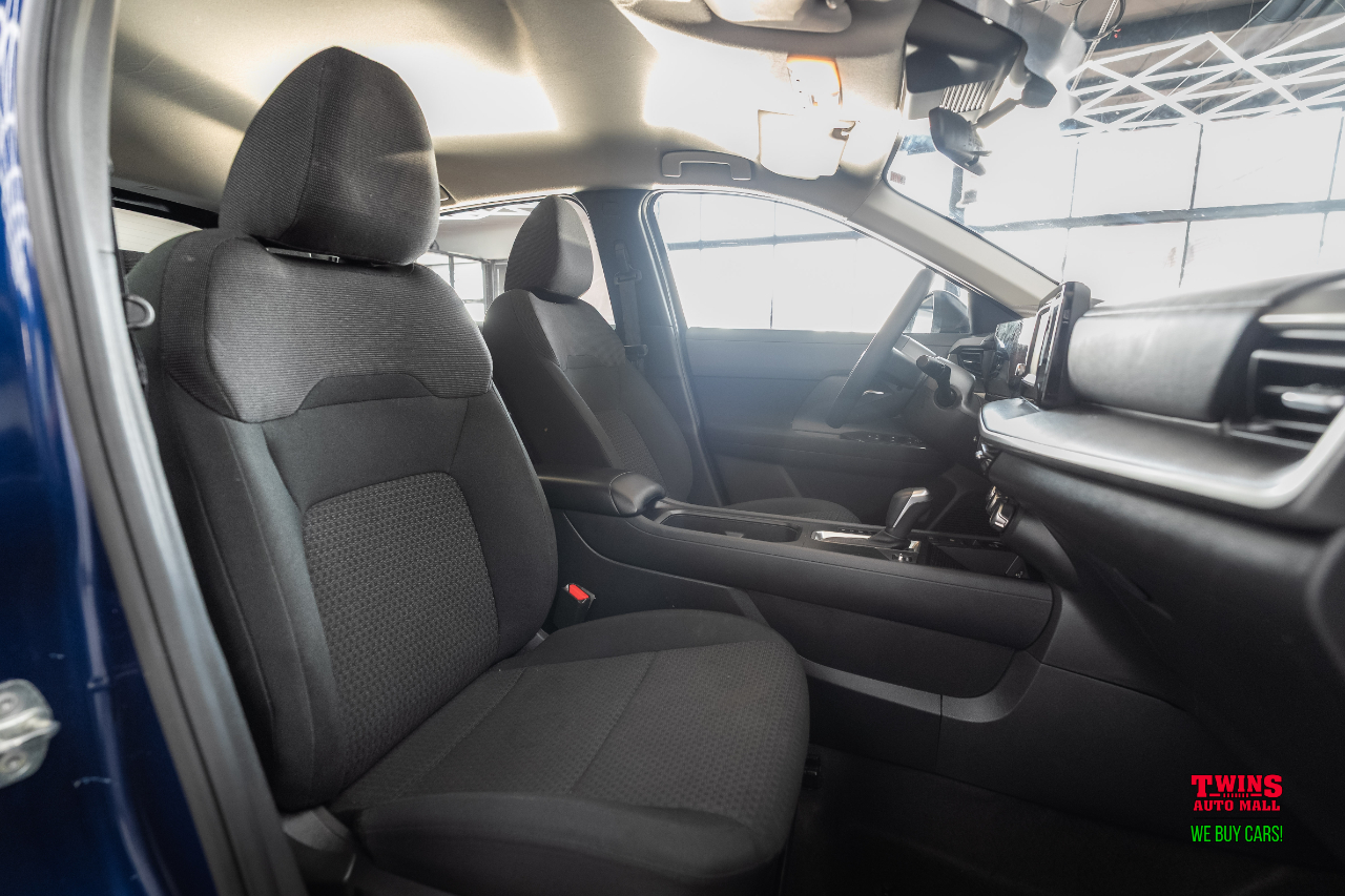 Nissan Kicks S 4WD 2025 Nissan Kicks S 4WD 2025