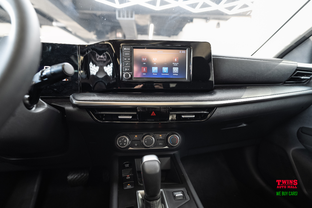 Nissan Kicks S 4WD 2025 Nissan Kicks S 4WD 2025