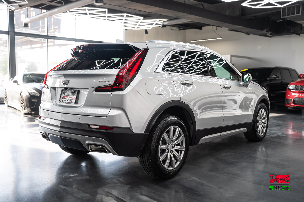 2022 Cadillac XT4 Premium Luxury photo 4