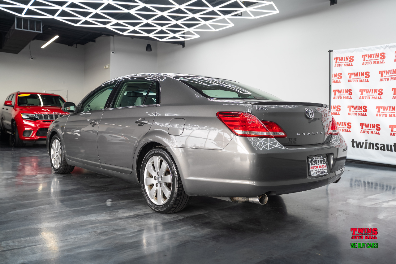 2006 Toyota Avalon Limited photo 4