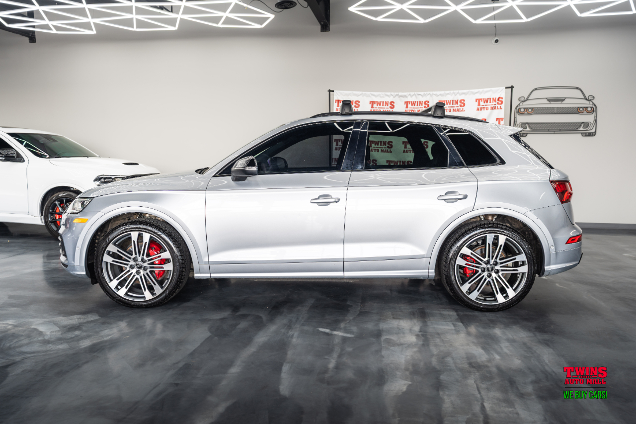 2020 Audi SQ5 Prestige photo 2