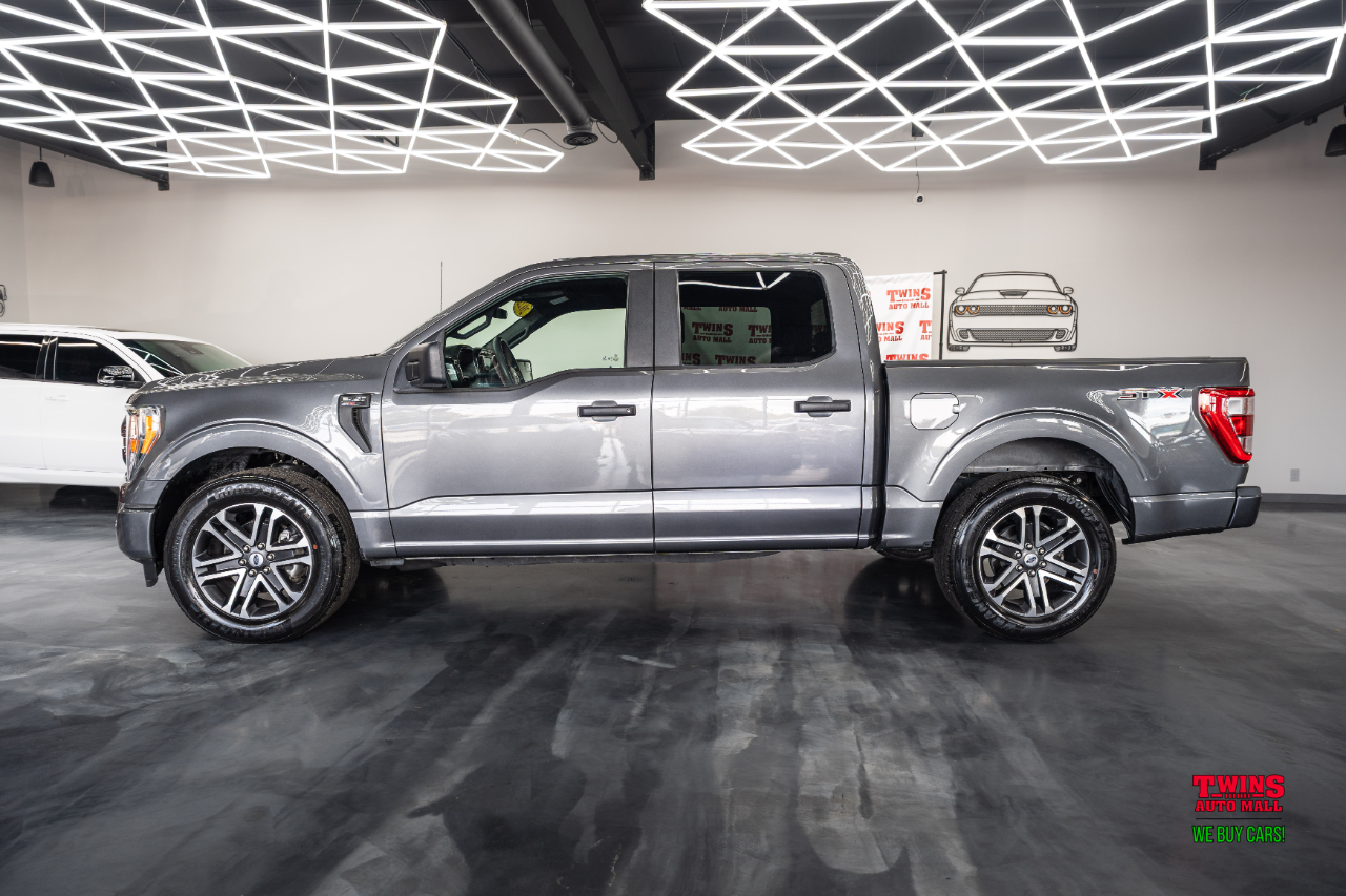 2022 Ford F-150 photo 2