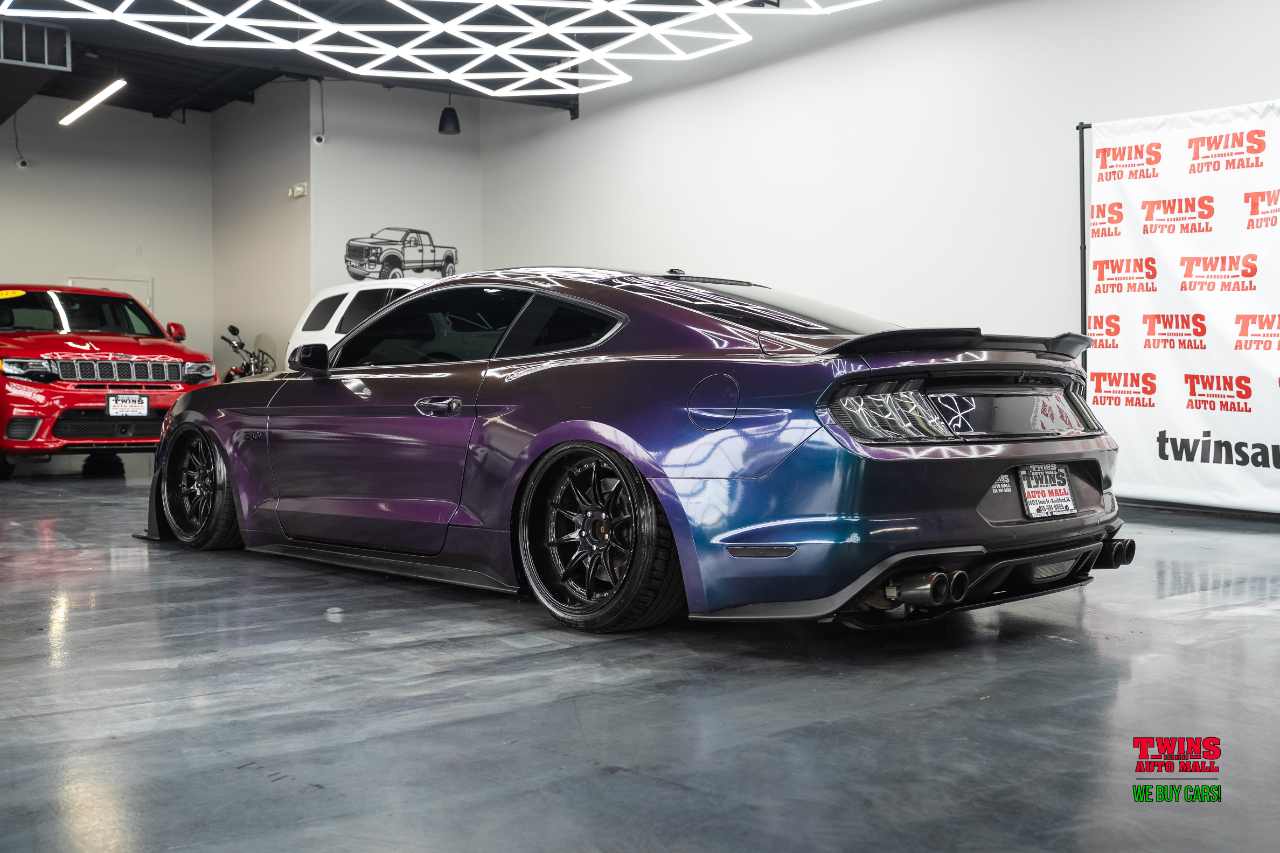 2019 Ford Mustang GT Premium photo 4