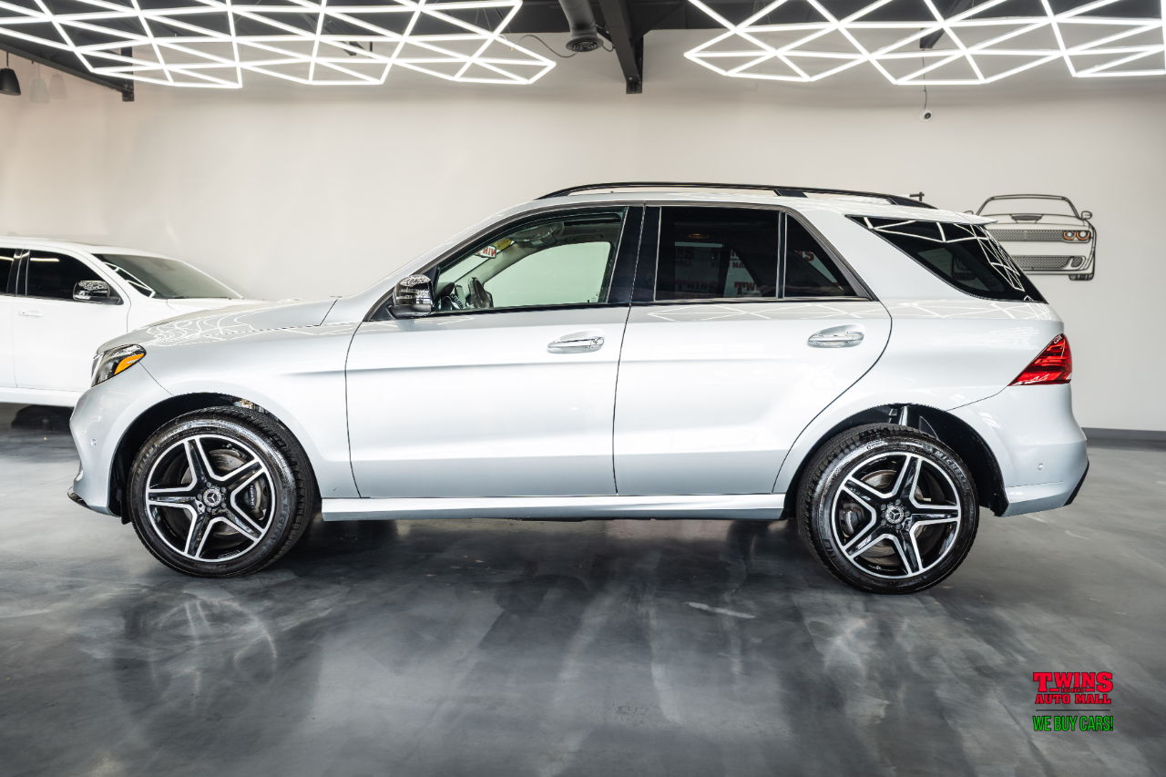 2018 Mercedes Benz GLE 350 4MATIC photo 3